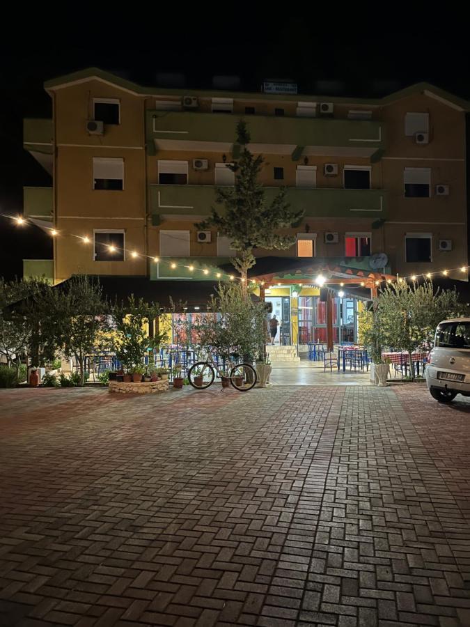 Hotel Bolonja Шенгін Екстер'єр фото