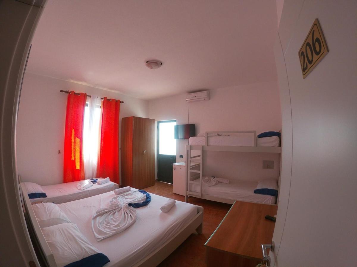 Hotel Bolonja Шенгін Екстер'єр фото